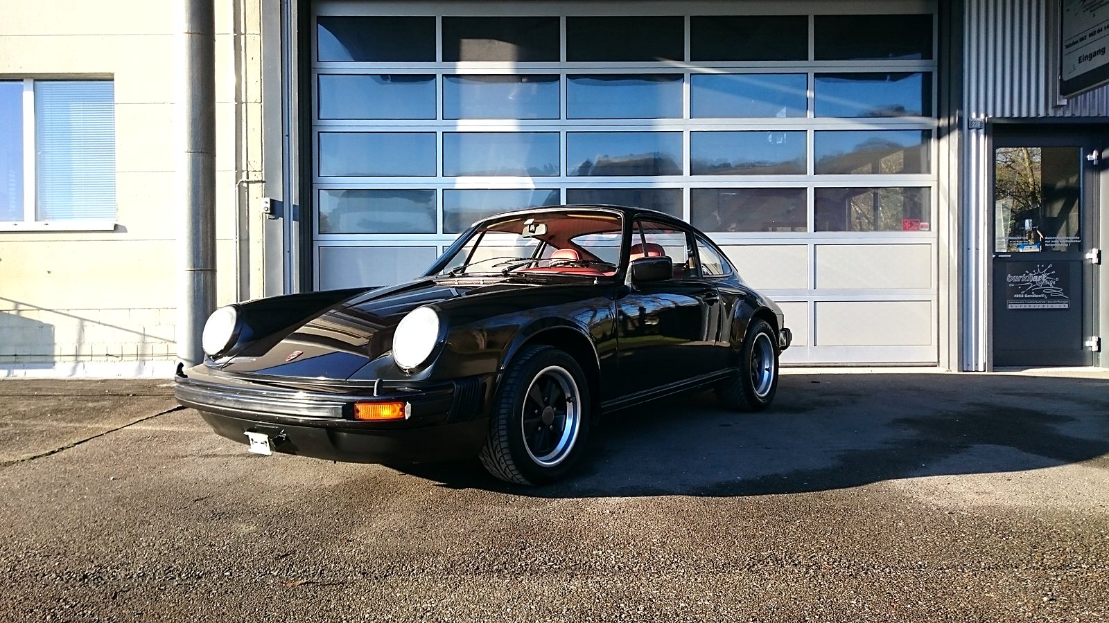 Porsche 911 G-Modell in Schwarz